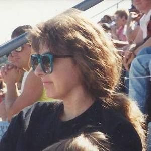 Meet your Posher, Iris